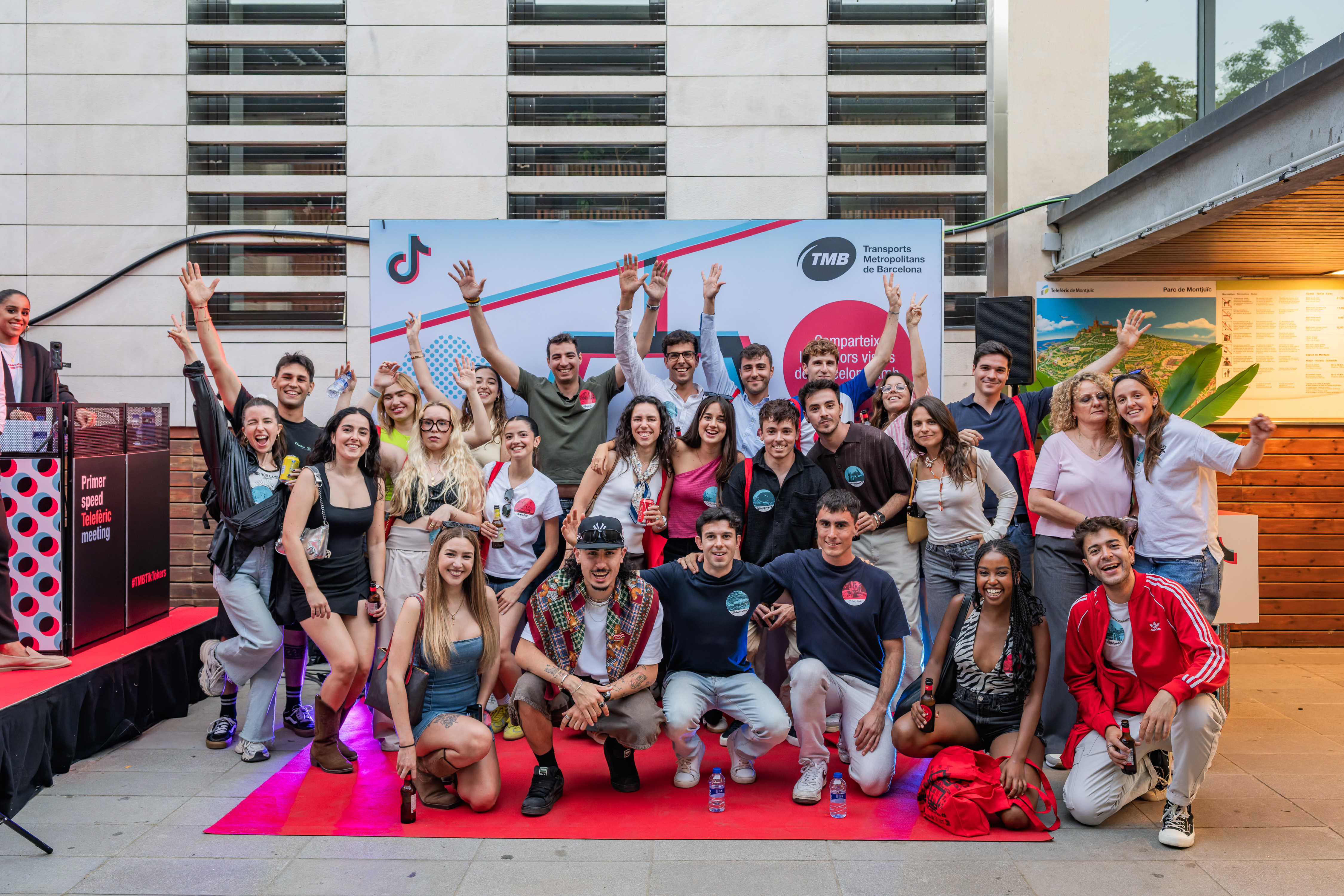 When TikTok and Barcelona fly together: chronicle of the first Speed Telefèric Meeting