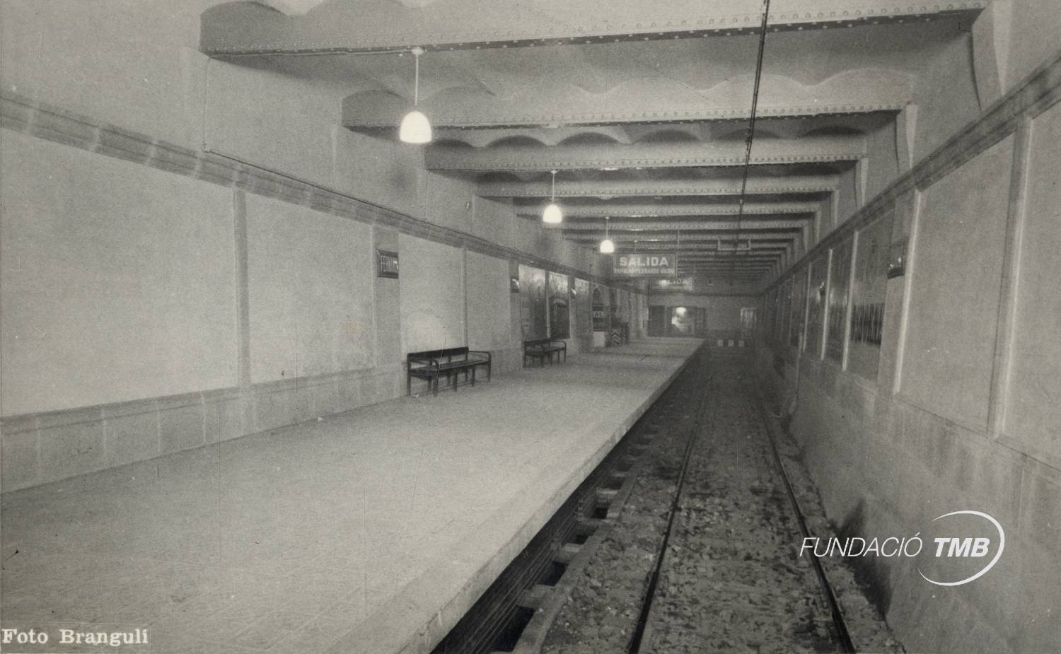 Las estaciones fantasma del metro de Barcelona: historias escondidas bajo tierra