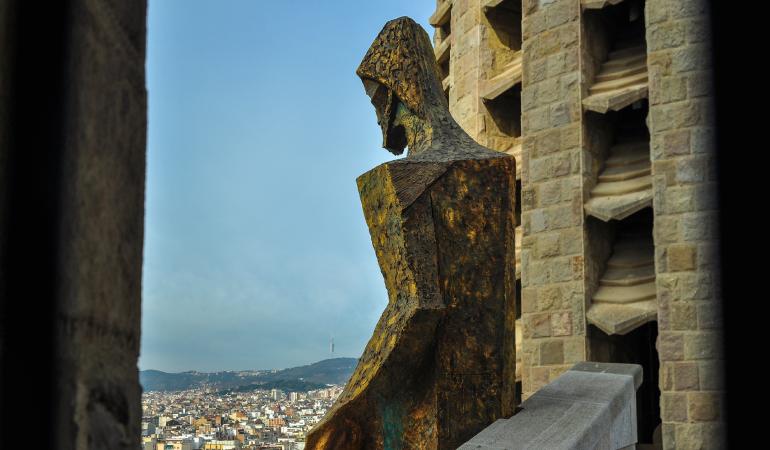 Sculpture of Gaudí a Barcelona on Sagrada Família.