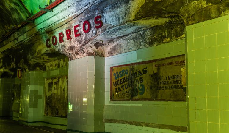 Correus ghost station of Barcelona