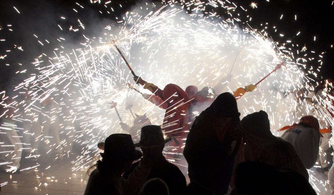 Fotografía de un baile de diablos