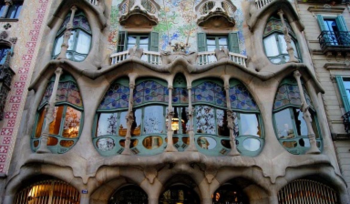 La Casa Batlló simbolitza la vida marina / Foto: d’Omer Dahoush via Pexels