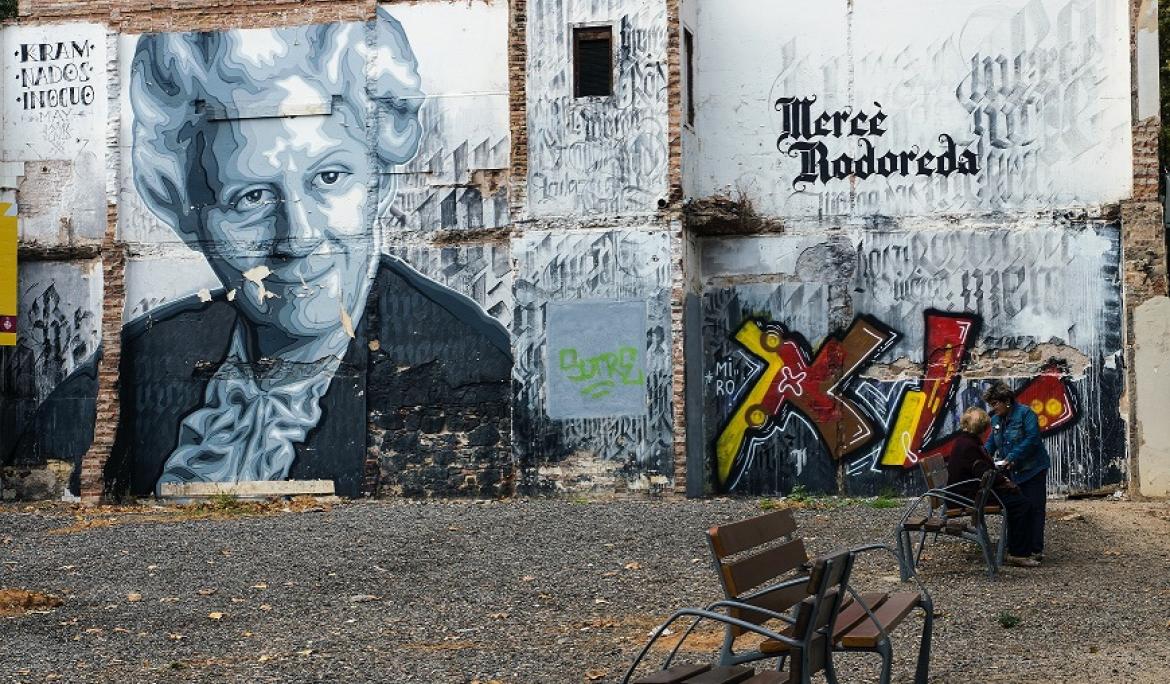 Mural en homenatge a Mercè Rodoreda al barri de Les Corts /  Foto: René Riegal via Unsplash