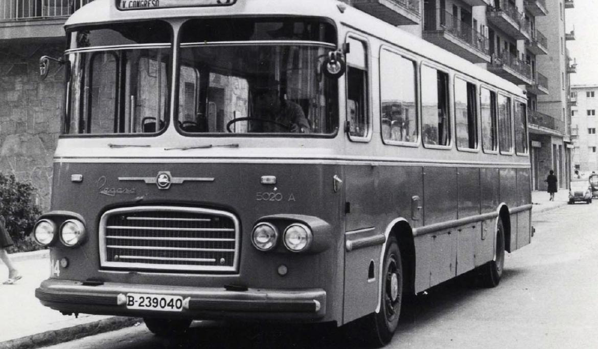 El Pegaso-Seida, de fabricació nacional, comencen a circular per Barcelona el 1961 / Foto via TMB