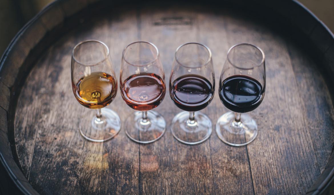 Catalonia offers wine tourism experiences that include wine tasting / Photo: Maksym Kaharlytskyi via Unsplash