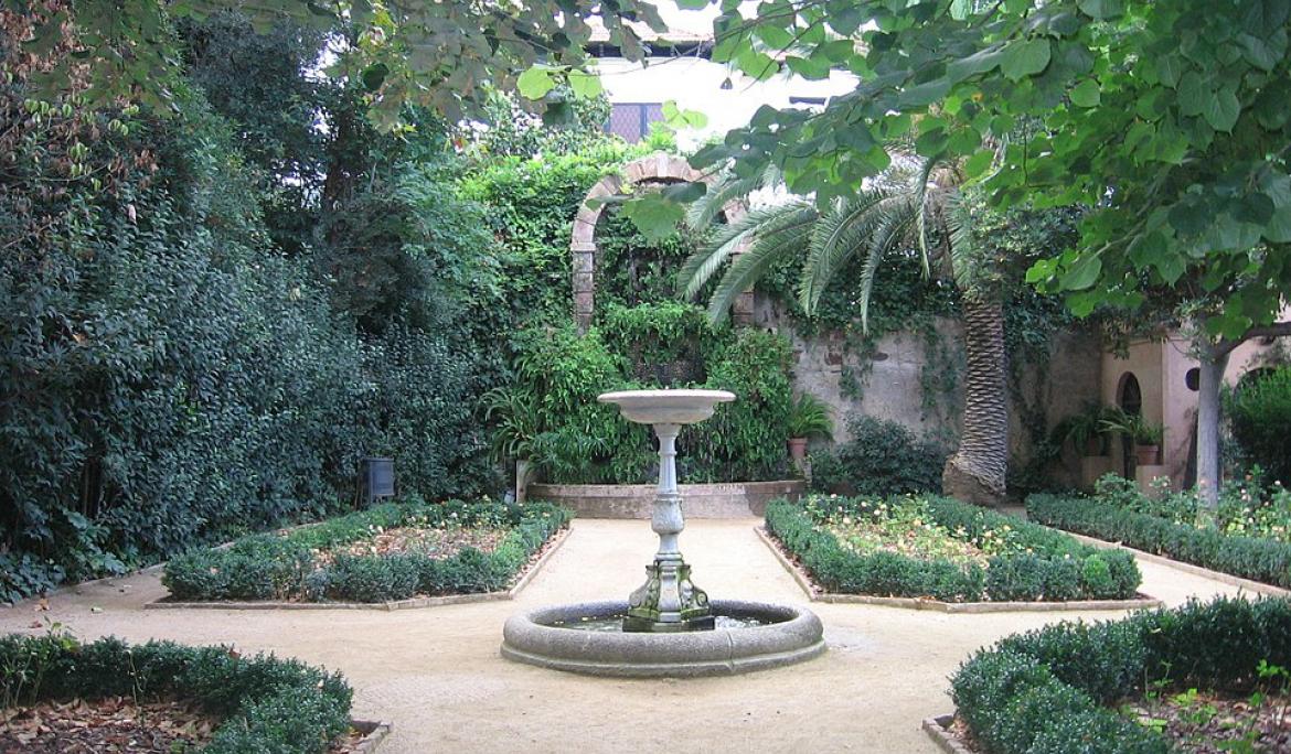 Una vuelta por los Jardines de la Tamarita te hará sentir como en el jardín de casa / Foto: De Canaan, CC BY-SA 3.0 vía https://commons.wikimedia.org/w/index.php?curid=29089076