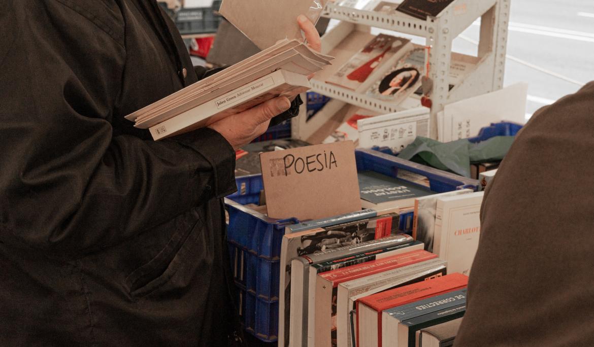 En los templos literarios de Barcelona encontrarás libros de cualquier género / Foto: Sergey Sukhov vía Unsplash
