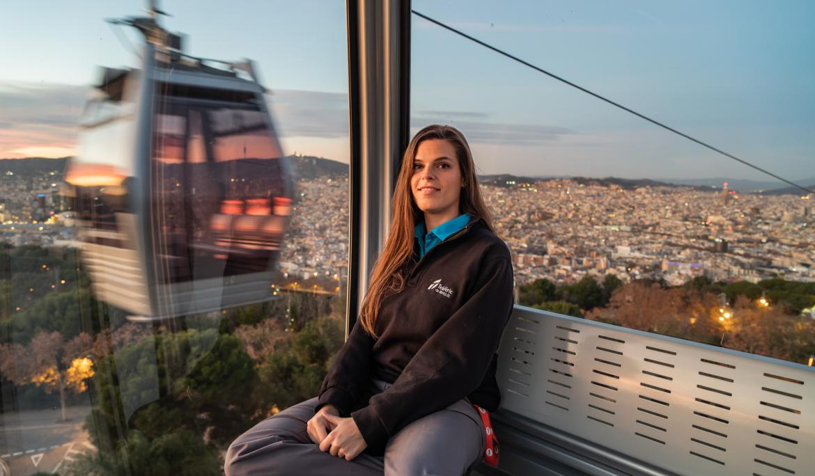 Desde el Teleférico de Montjuïc se pueden contemplar las mejores vistas panorámicas de la ciudad / Foto: TMB