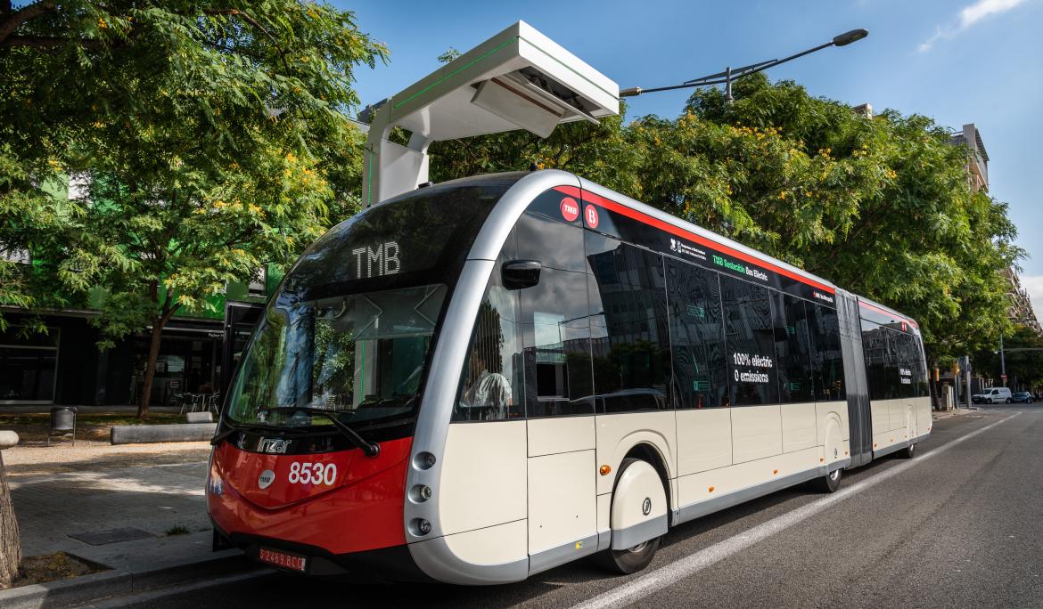 Barcelona cuenta con una extensa red de autobuses / Foto: TMB