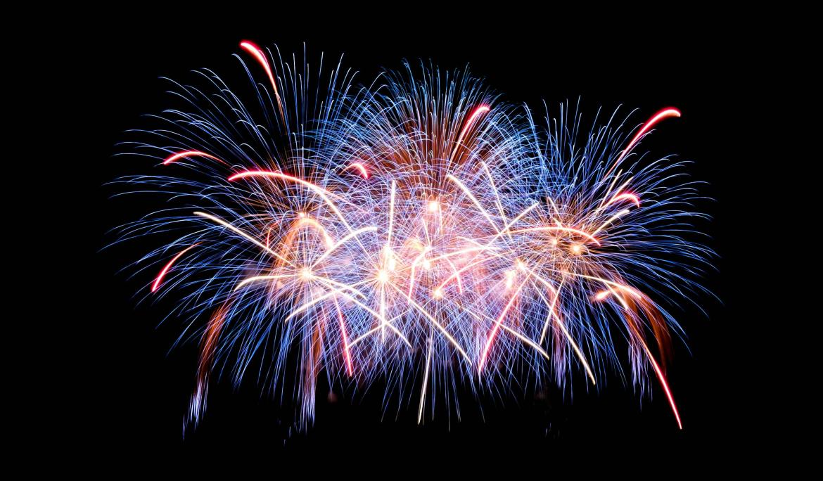 Fireworks are one of the most characteristic elements of Sant Joan / Photo: Jingda Chen via Unsplash