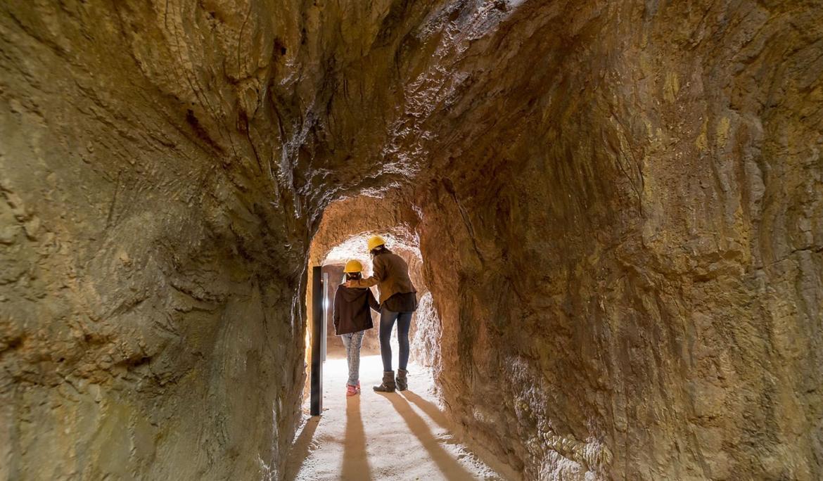 The Gavà Mines Archaeological Park preserves the oldest gallery mines in Europe / Photo: O.Rodbag / Archive: Turisme Baix Llobregat