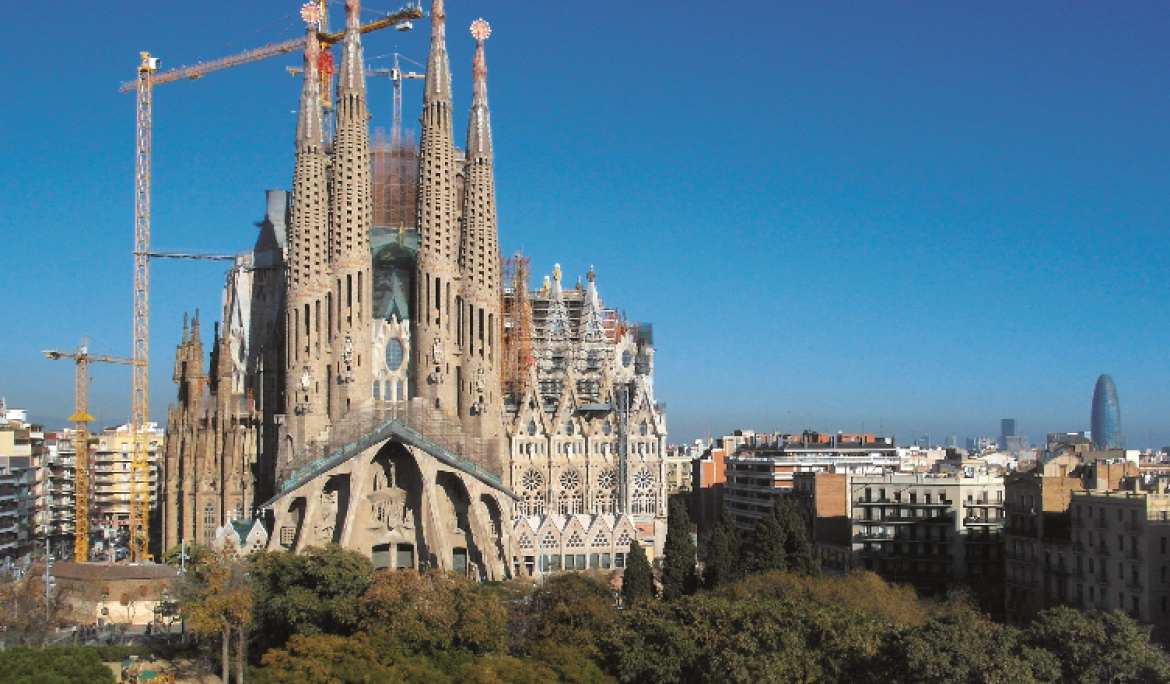 Since the beginning, the construction of the Sagrada Família has been funded by private donations and, more recently, by proceeds from visitors' tickets / Photo: barcelona.cat