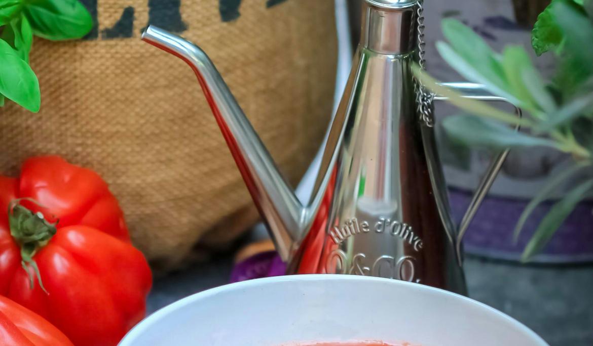 Fresh flavors with Mediterranean essence.