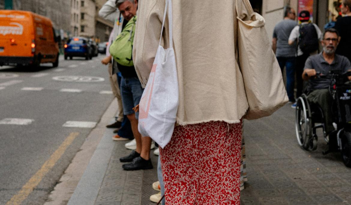 In Barcelona, you’ll find many parks and terraces where your pet will be just as welcome as you / Photo: Alina Bordunova via Unsplash