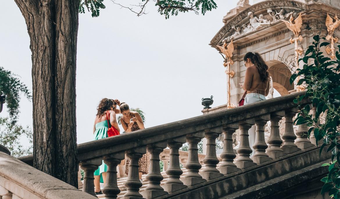 CosmoCaixa, un espacio donde la ciencia se vive de forma interactiva y sorprendente / Foto: Xavi Cabrera vía Unsplash
