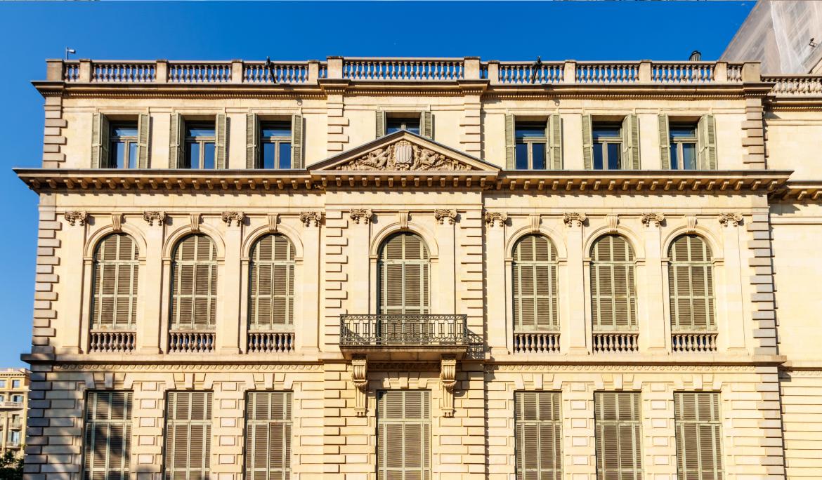 Imatge frontal del Palau Robert, fotografia feta en motiu del títol de Barcelona Capital de l'Arquitectura