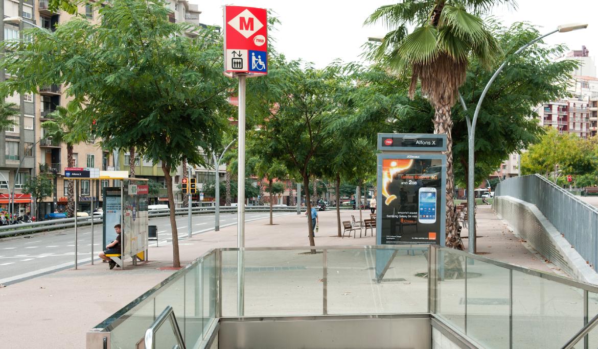An image of a Barcelona metro station head at a square