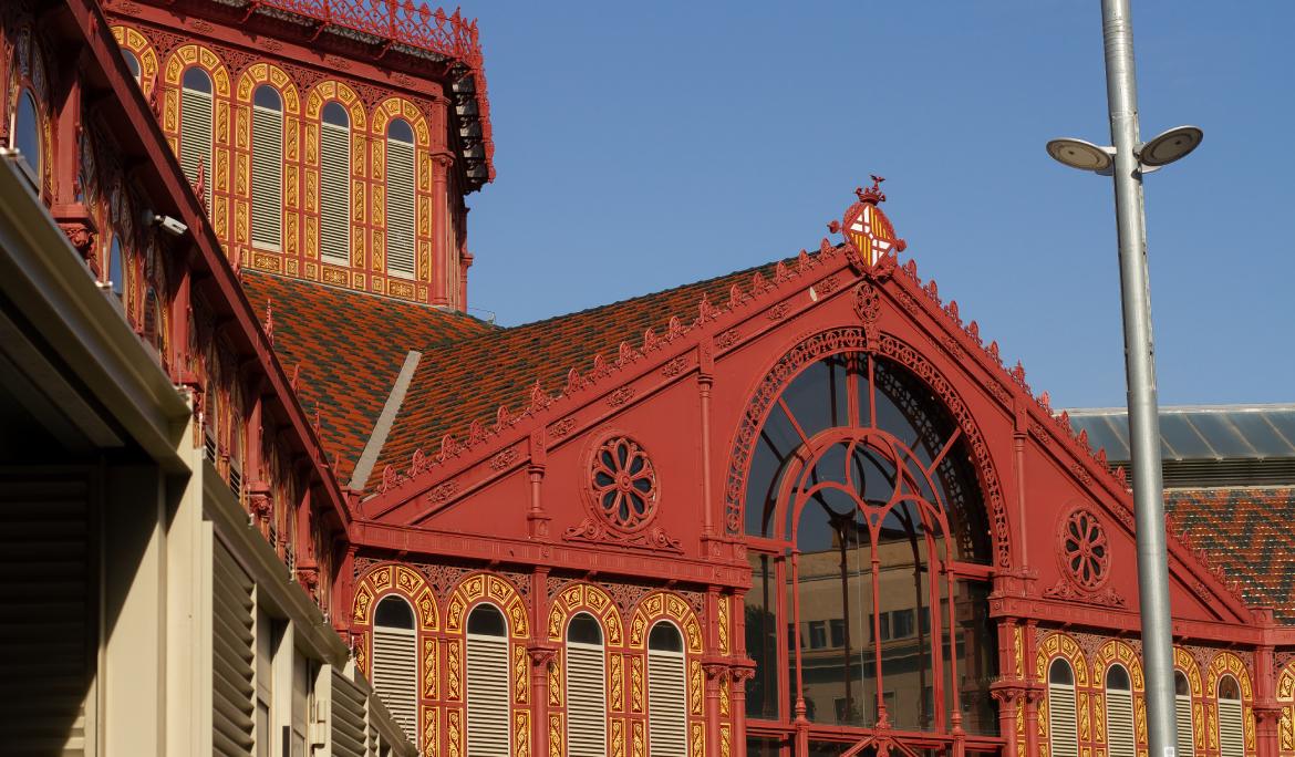 Mercado de Sant Antoni en Barcelona en mayo