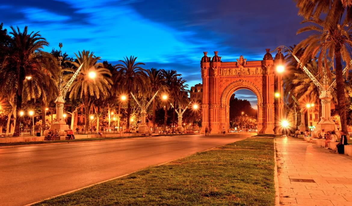 Paseo de Sant Joan de noche