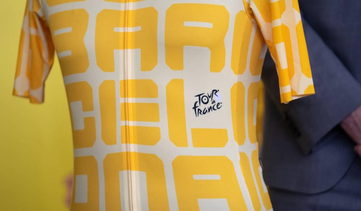 Imatge del mallot d'enguany del Tour de França a Barcelona