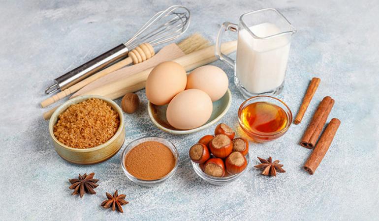 Con el otoño llegan productos y especias tradicionales con las que se pueden cocinar recetas buenísimas / Foto: Azerbaijan_Stockers vía Freepik