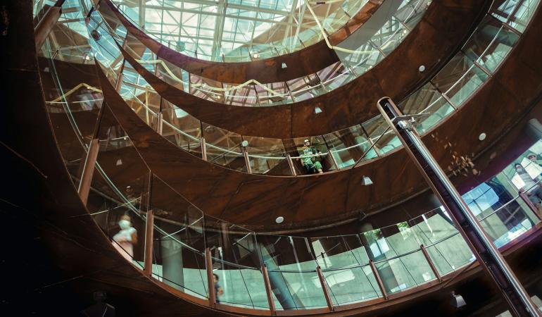 Explore the scientific and technological offerings of Barcelona