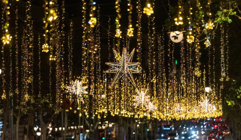 Descubre la Navidad en Barcelona: luces, tradiciones y el Barcelona Christmas Tour
